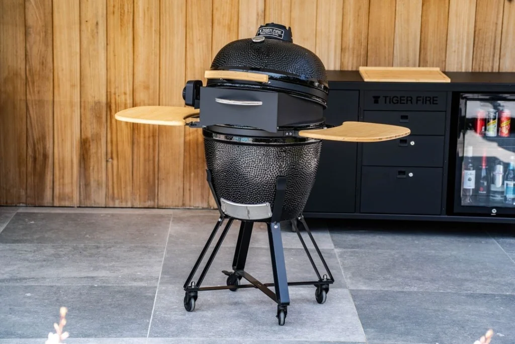 Kamado BBQ - Ultimate Grilling Experience: "Elevate your grilling with the Kamado BBQ. Enjoy the ultimate grilling experience with precise temperature control and exceptional flavor. TIGER FIRE OFFICIAL STORE | TIGER FIRE SHOP | TIGER FIRE | PLANCHA BBQ | BBQ KOPEN | Kupić BBQ | Koupit BBQ | Buy a BBQ | Acheter BBQ | BBQ KAUFEN | Acquistare un BBQ | Comprar un BBQ | EINEN BBQ KAUFEN | Comprar um BBQ | FUERPLATTE PLANCHA BBQ | PLANCHA GRILL | BBQ GRIDDLE